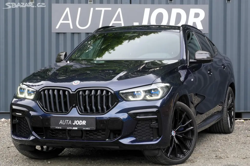 BMW X6, 40i xDrive, ČR, Masáž, Webasto